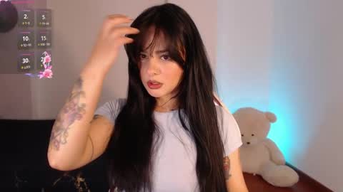 Snapshot of missmariana_ chatting on 05/26/26, 11:56 missmariana_ online show from 05/26/26, 11:56