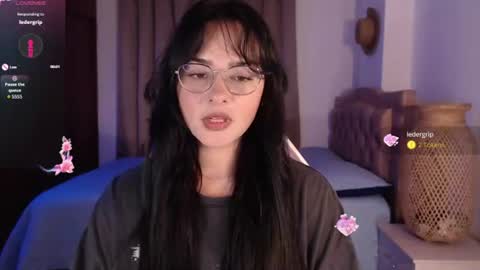 Snapshot of missmariana_ chatting on 06/22/26, 12:02 missmariana_ online show from 06/22/26, 12:02