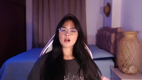 Snapshot of missmariana_ chatting on 06/22/26, 03:25 missmariana_ online show from 06/22/26, 03:25