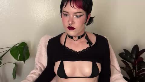 missmarinamay online show from 01/10/26, 11:31