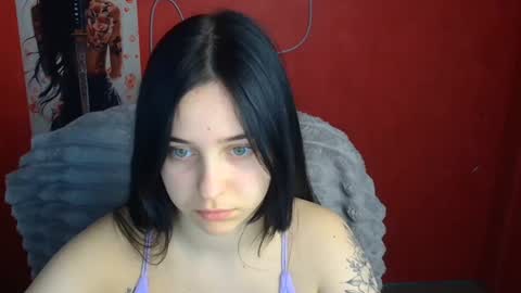 Snapshot of missmiamiss chatting on 04/03/26, 12:14 Mia online show from 04/03/26, 12:14