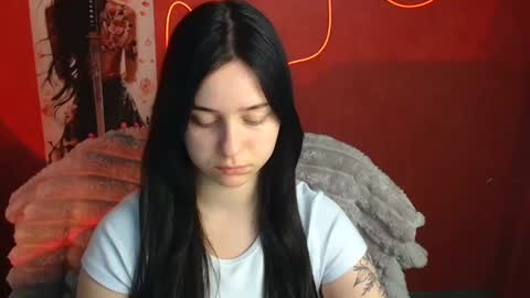 Snapshot of missmiamiss chatting on 04/20/26, 11:46 Mia online show from 04/20/26, 11:46