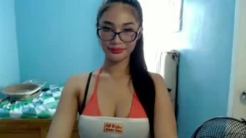 Snapshot of missminervaa chatting on 07/05/26, 01:23 missminervaa online show from 07/05/26, 01:23