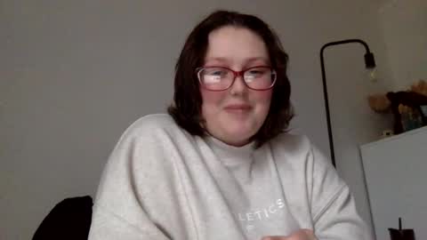 Snapshot of missmistressmal chatting on 04/02/26, 10:40 missmistressmal online show from 04/02/26, 10:40