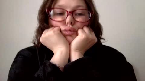 Snapshot of missmistressmal chatting on 05/08/26, 01:27 missmistressmal online show from 05/08/26, 01:27