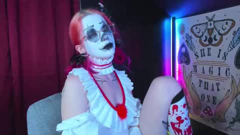 Snapshot of missnikkivill chatting on 10/06/25, 03:48 Mistress Nikki Vill online show from 10/06/25, 03:48