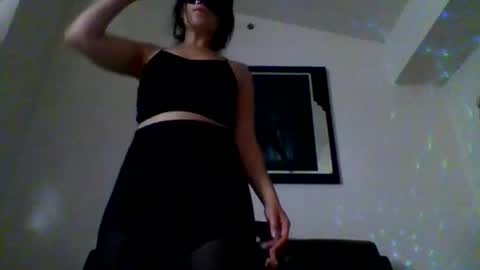 Snapshot of missobediant1111 chatting on 07/30/26, 01:04 Kinky couple domination online show from 07/30/26, 01:04
