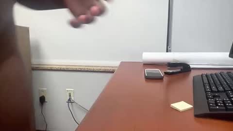 Snapshot of missofficekitty chatting on 10/31/25, 07:09 missofficekitty online show from 10/31/25, 07:09