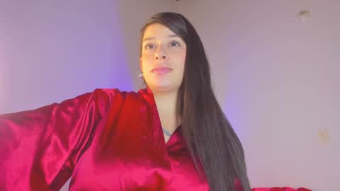 Snapshot of misspaulag chatting on 01/27/25, 12:01 misspaulag online show from 01/27/25, 12:01