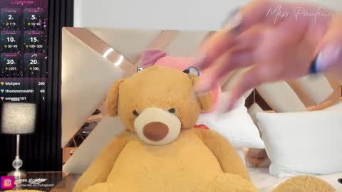 Pau Giraldo online show from 02/01/25, 05:39