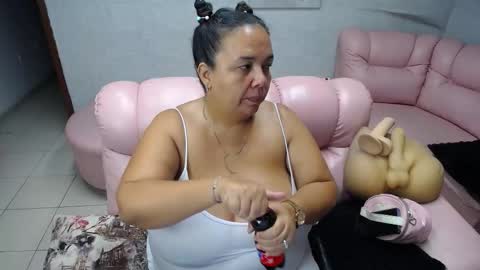 Penelope online show from 11/12/25, 11:54