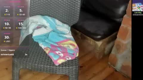 Snapshot of misspink152015 chatting on 12/06/24, 08:29 sarah online show from 12/06/24, 08:29