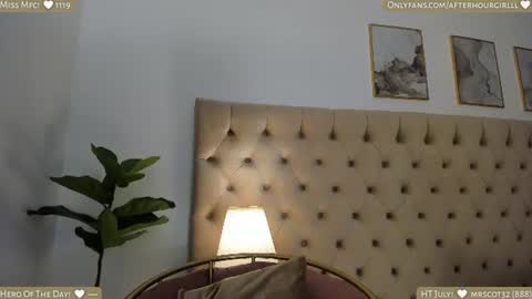 Snapshot of misspinkroom chatting on 07/18/26, 06:45 Renata online show from 07/18/26, 06:45