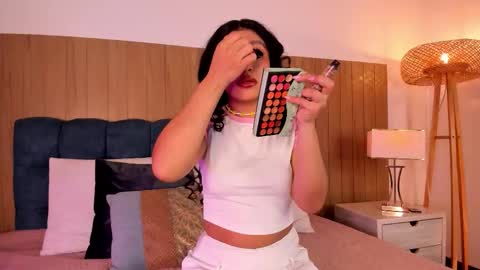 Emma Prada online show from 03/31/26, 12:16