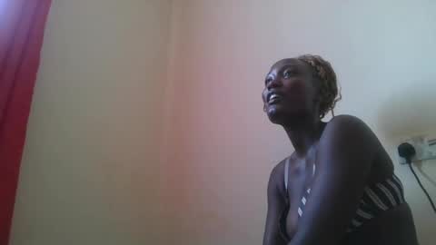 Snapshot of missprettygal chatting on 03/03/25, 12:37 pretty gal online show from 03/03/25, 12:37