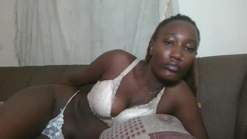 Snapshot of missprettygal chatting on 09/12/25, 10:59 pretty gal online show from 09/12/25, 10:59