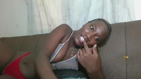 Snapshot of missprettygal chatting on 09/29/25, 06:29 pretty gal online show from 09/29/25, 06:29