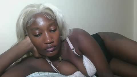 Snapshot of missprettygal chatting on 05/18/26, 04:46 pretty gal online show from 05/18/26, 04:46