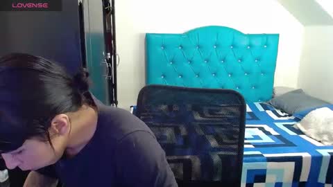 Snapshot of misspurple4 chatting on 01/23/25, 05:13 kassandra online show from 01/23/25, 05:13