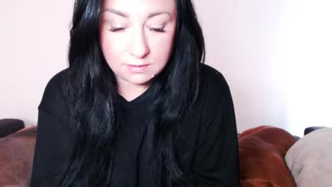 Snapshot of missqueen1416 chatting on 10/23/25, 08:02 Missqueen1416 online show from 10/23/25, 08:02