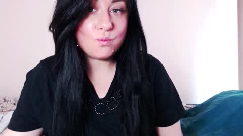 Snapshot of missqueen1416 chatting on 10/31/25, 08:59 Missqueen1416 online show from 10/31/25, 08:59