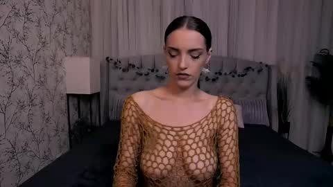 Snapshot of missrosse_ chatting on 09/09/25, 10:20 Emily online show from 09/09/25, 10:20