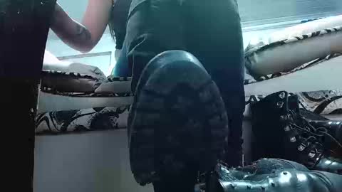 TELL ME MISS online show from 09/11/25, 08:31