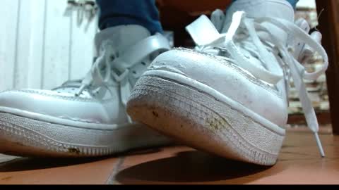 TELL ME MISS online show from 10/03/25, 02:52