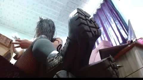 TELL ME MISS online show from 10/07/25, 04:04