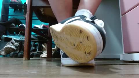 TELL ME MISS online show from 03/11/26, 04:13