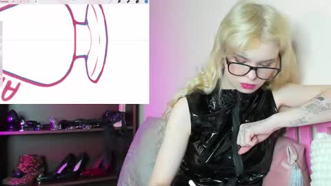 Misss Lola Angel online show from 02/14/25, 02:12