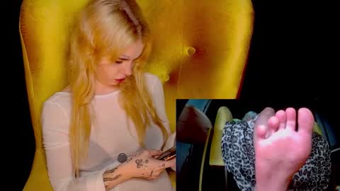 Misss Lola Angel online show from 10/08/25, 02:58