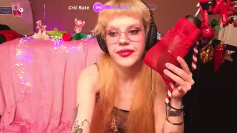 Snapshot of misstaco chatting on 12/19/25, 01:45 Tacodeluxe online show from 12/19/25, 01:45