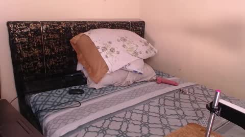 Snapshot of missthighsohmy chatting on 10/18/25, 08:48 missthighsohmy online show from 10/18/25, 08:48