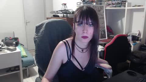 missthon online show from 02/04/26, 02:12