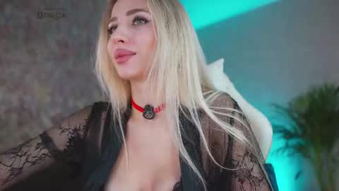 Eva online show from 11/29/25, 06:16