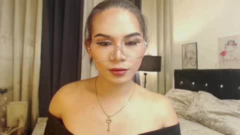 misstrishontop online show from 12/03/24, 10:17