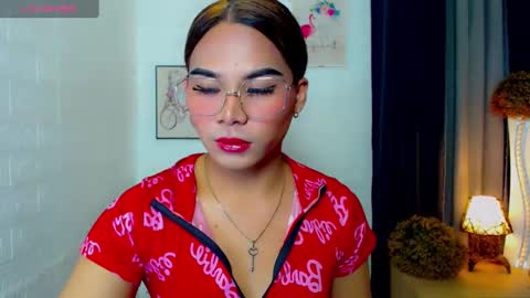 misstrishontop online show from 02/10/25, 09:25