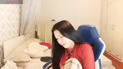Snapshot of missvalday chatting on 04/20/26, 06:05 Val online show from 04/20/26, 06:05