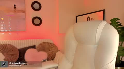 Valeria Davila online show from 05/08/26, 02:11