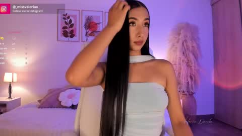 Valeria Davila online show from 05/15/26, 01:18