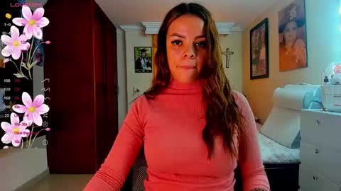 missvalery1 online show from 09/15/25, 09:04