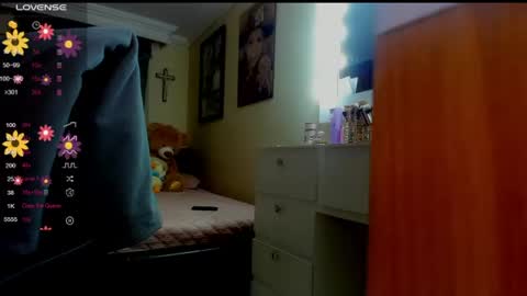 Snapshot of missvalery1 chatting on 06/22/26, 11:24 missvalery1 online show from 06/22/26, 11:24
