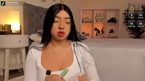 Snapshot of missvancouver_ chatting on 04/22/26, 12:50 Mafe Jimenez online show from 04/22/26, 12:50