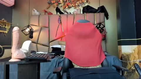 Victoria  online show from 05/09/26, 01:05