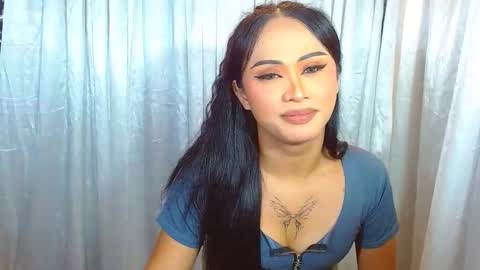 SweetViolet online show from 05/08/26, 01:49