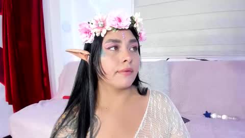 Snapshot of missweetpeach chatting on 10/29/25, 11:50 Pau OFmissweetpeach online show from 10/29/25, 11:50