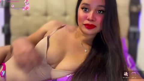 Snapshot of missxthalia697 chatting on 07/01/26, 03:30 Miss. Thalia online show from 07/01/26, 03:30