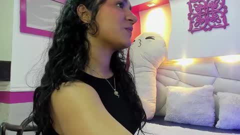 Missy  online show from 11/06/25, 06:42