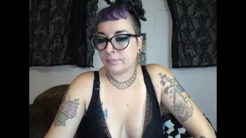 Missy Dee online show from 09/11/25, 06:35